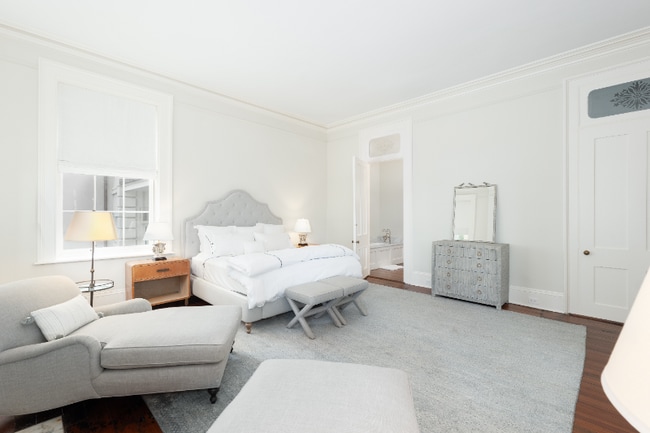 Photo - 1 E Battery Apartment