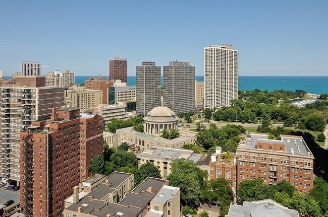 Foto del edificio - 2700 N Hampden Ct