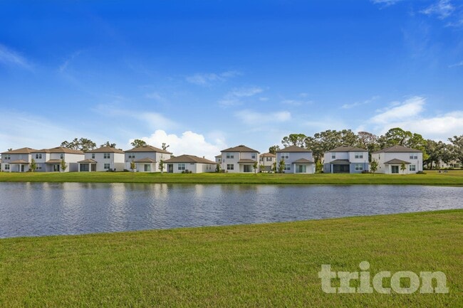 Building Photo - 10749 Hidden Banks Gln