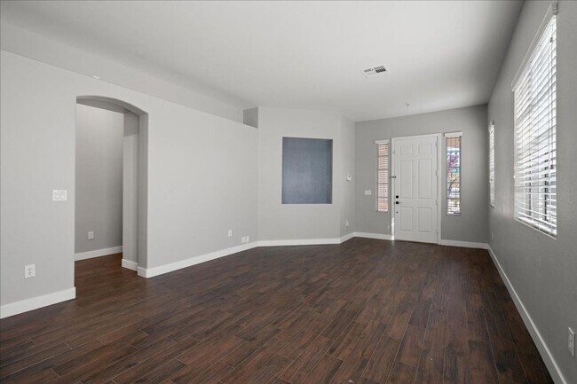 Building Photo - Completely Renovated Modern 4 Bd Single Story in the Trails