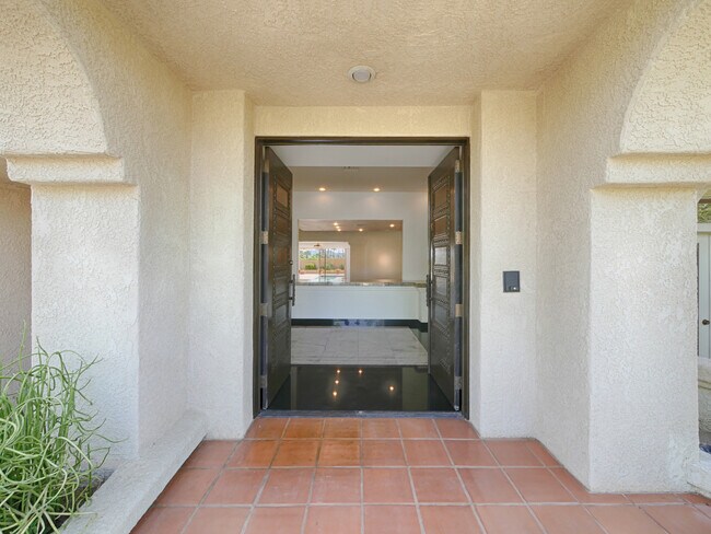Foto del edificio - 48600 Shady View Dr