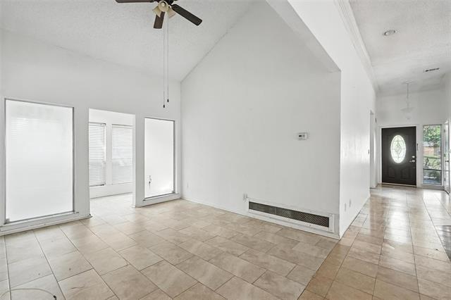 Foto del edificio - 1744 Hartford Dr