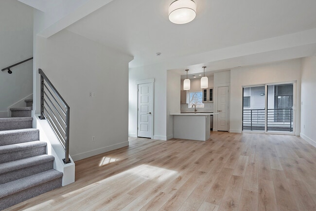 Building Photo - 1716 S 900 E