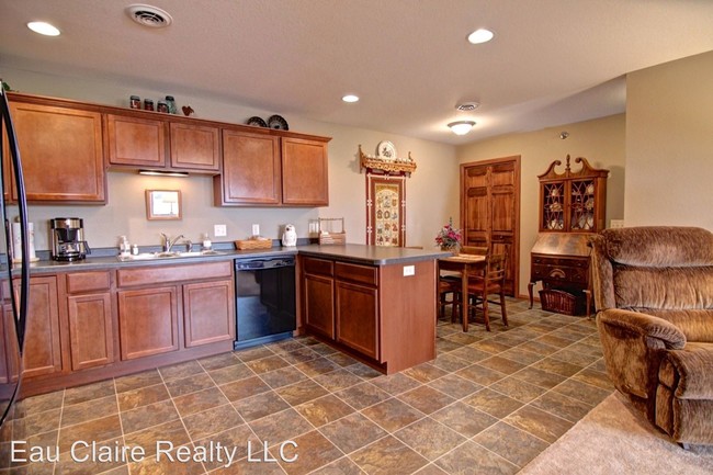 Building Photo - 1393 Coventry Ln