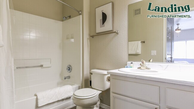 Foto del edificio - 770 W Lone Mountain Rd