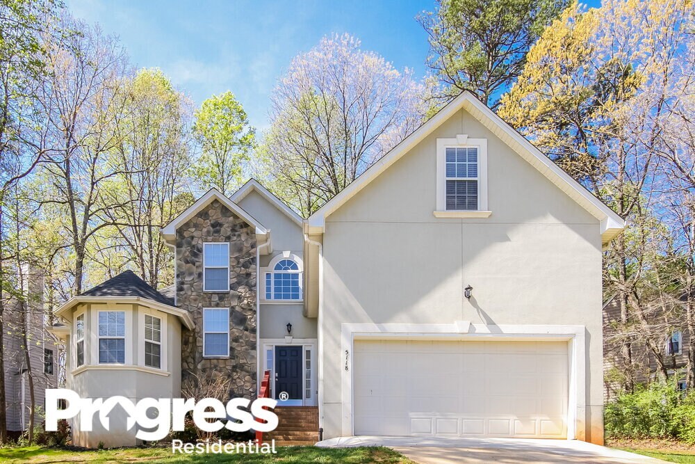 5118 Chestnut Knoll Ln, Charlotte, NC 28269 House Rental in Charlotte
