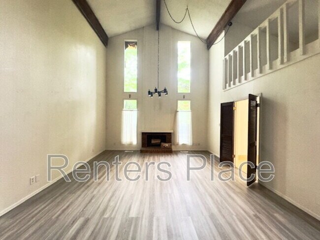 Foto del edificio - 6003 S Marion Ave