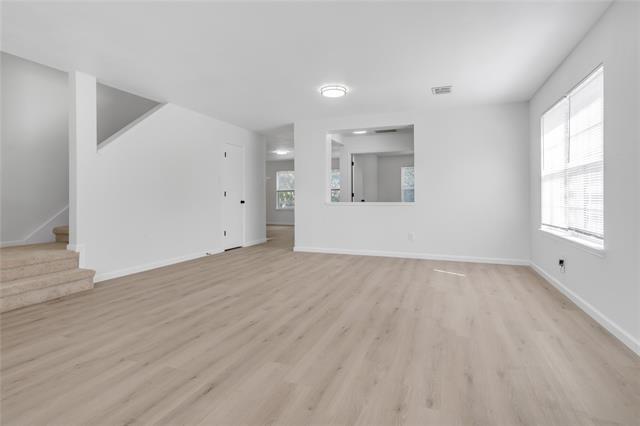 Foto del edificio - 1316 Greenleaf Ct
