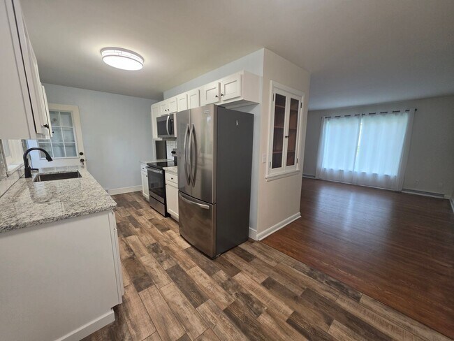Foto del edificio - Updated 2-Bedroom Duplex for Rent – Kent, OH 44240