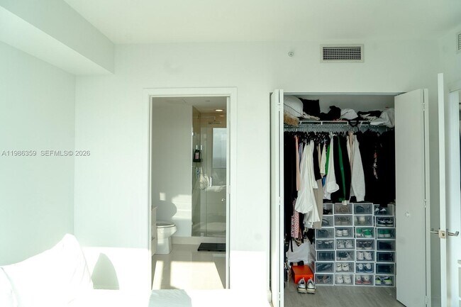 Foto del edificio - 55 SW 9th St