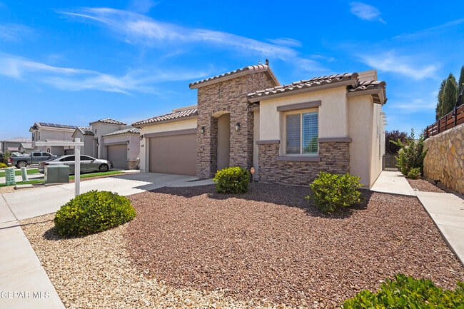 Building Photo - 1128 Paseo de Suerte Dr