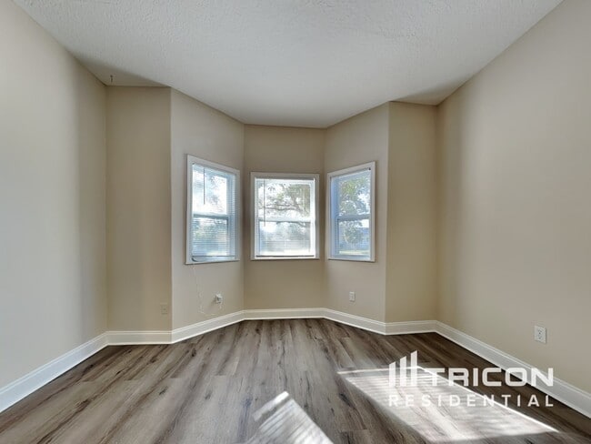 Building Photo - 39 Wood Acre Ln