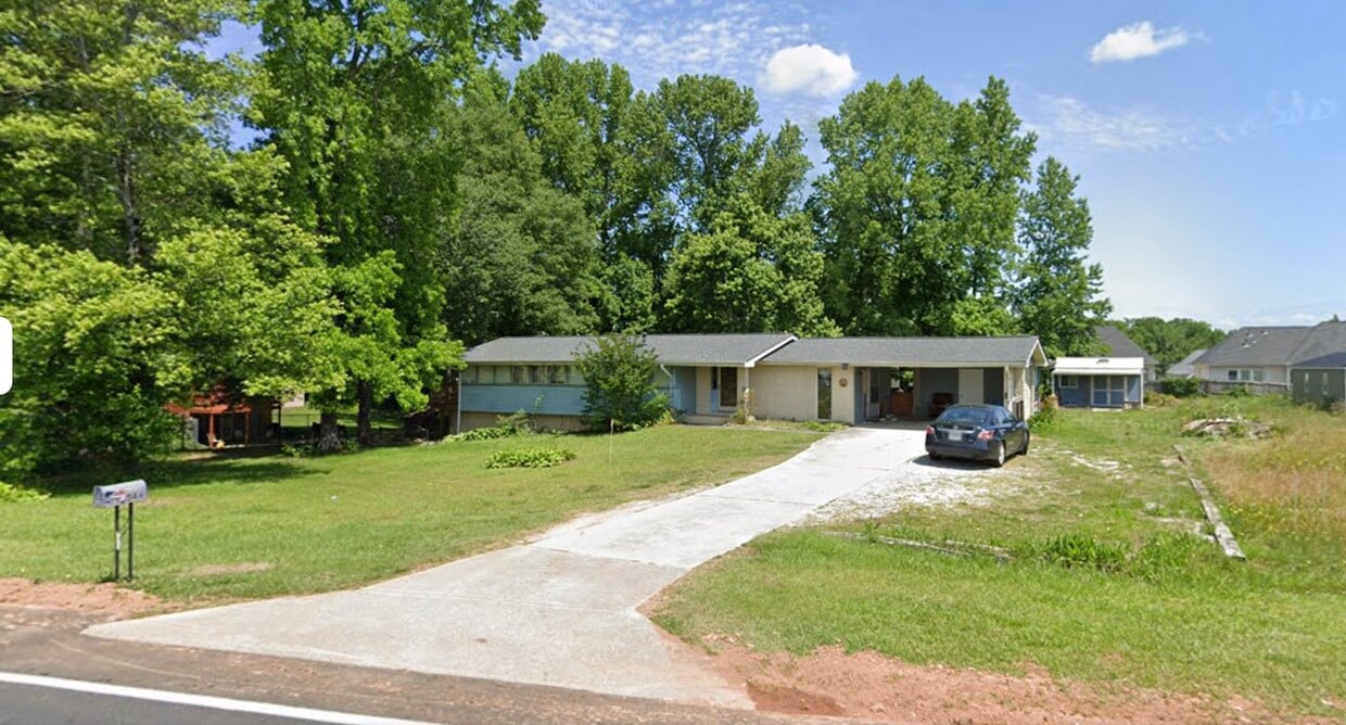 1854 Old Peachtree Rd NE, Lawrenceville, GA 30043 House Rental in Lawrenceville, GA