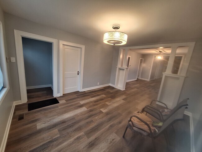 Foto del edificio - 4335 S Grover Ave