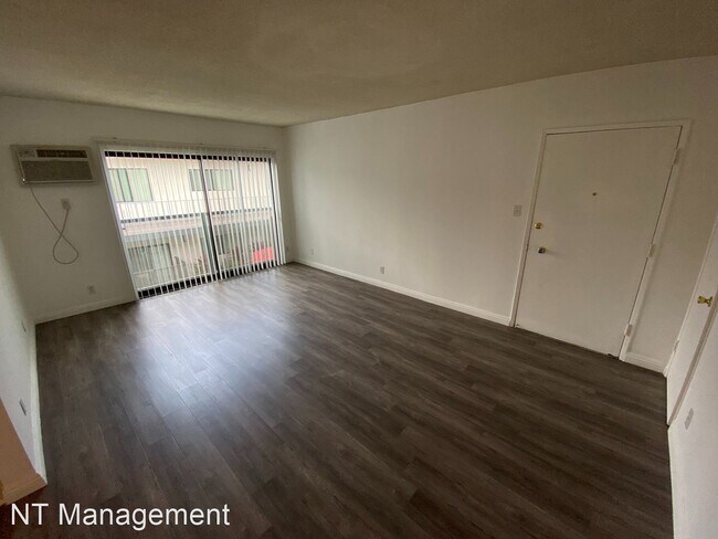 Building Photo - 1 br, 1 bath Apartment - 3510 Clarington A...