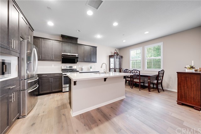 Building Photo - 3206 Willow Creek Rd
