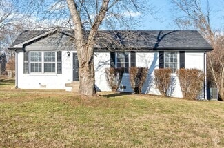 Building Photo - 1904 Roan Dr