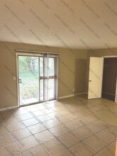 Building Photo - 7076 Queen of Hearts Ct