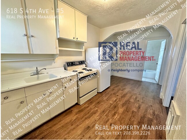 Building Photo - MOVE IN SPECIAL - 1 bed 1 bath - Near ISU