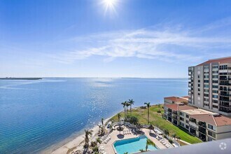 Building Photo - 6322 Palma Del Mar Blvd S