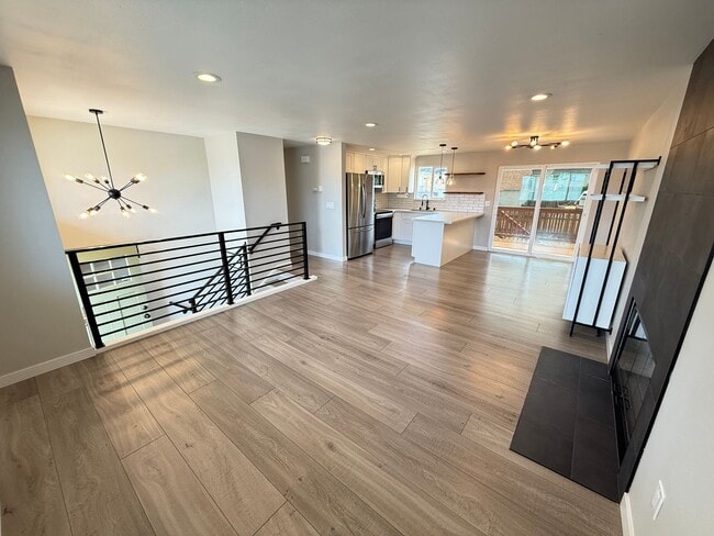 Building Photo - Renovated Ruston Home w/ Water View