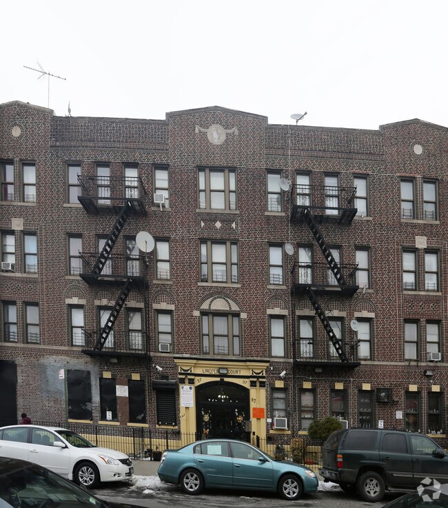 Building Photo - 1068-1076 Rutland Rd