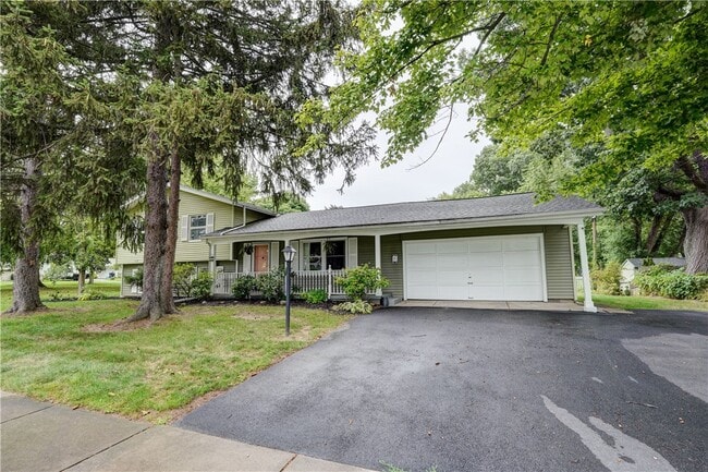 Building Photo - 232 Meadowbriar Rd