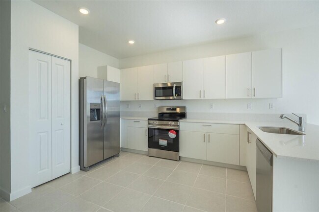 Foto del edificio - 2510 SE 29th St