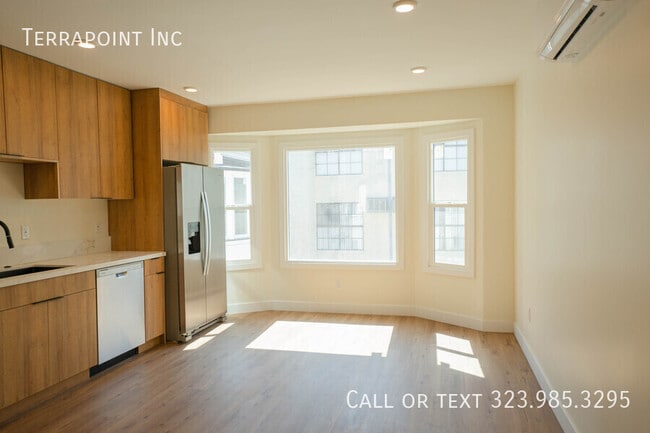 Building Photo - 1036 Westmoreland Ave