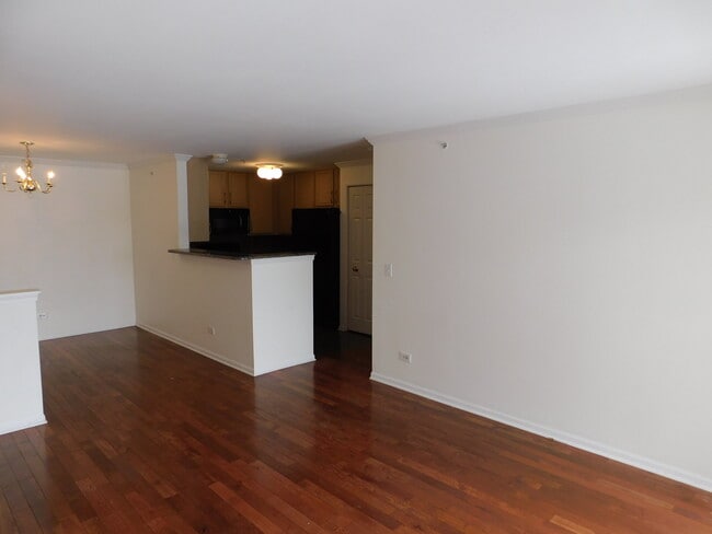 Building Photo - 670 Mill Cir