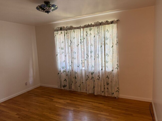 Foto del edificio - 25065 Monterey St