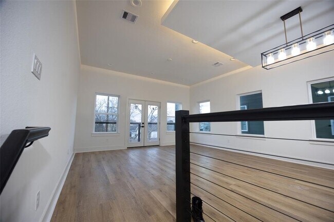 Foto del edificio - 862 E 35th St