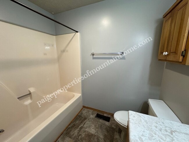 Foto del edificio - 406 S 3rd St