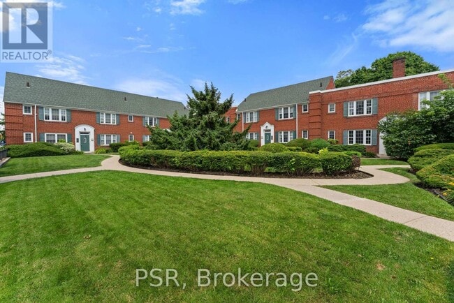 Building Photo - 1351 Bayview Ave