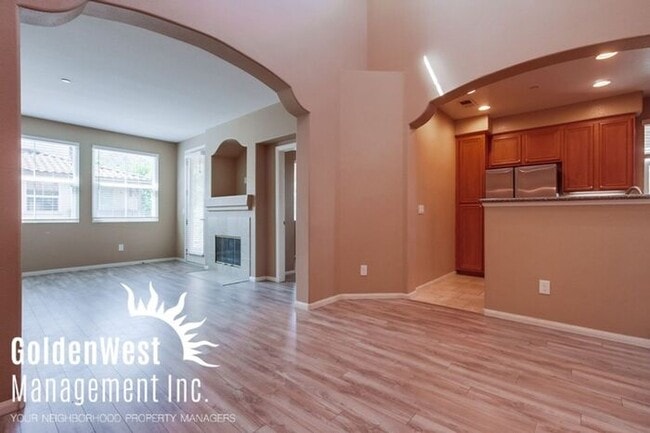 Building Photo - Beautiful 3Bdm 2Ba home in San Elijo Hills!