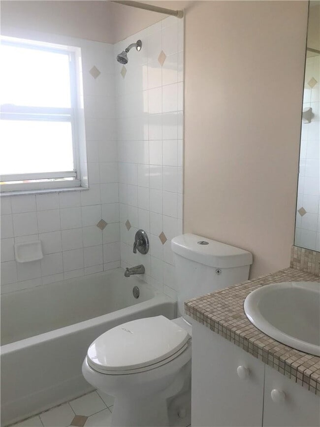 Building Photo - 5449 NW 90th Ave