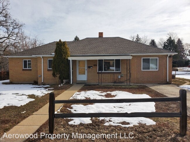 Building Photo - 3 br, 1 bath House - 3300 Pierce St