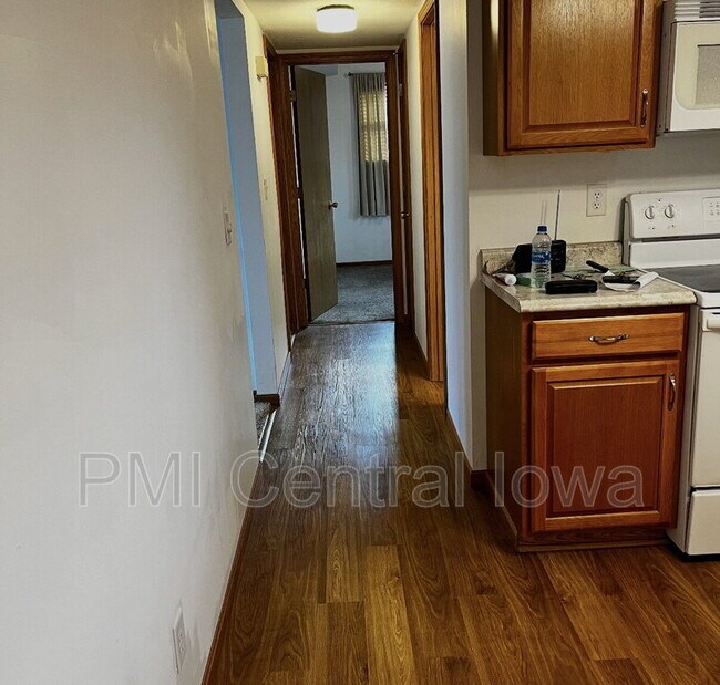 Foto del edificio - 4922 SW 14th St