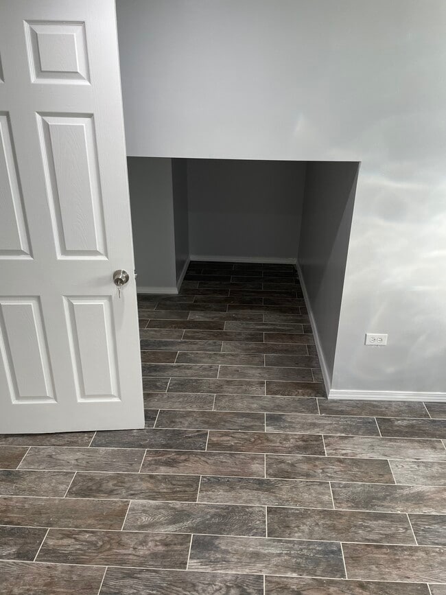 Bedroom - 1518 E 72nd St