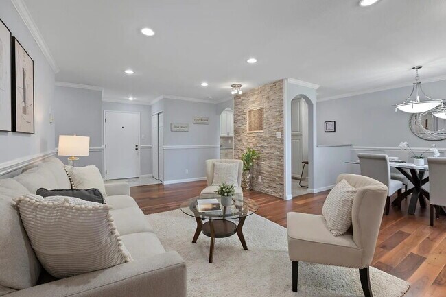 Foto del edificio - 1061 Beach Park Blvd