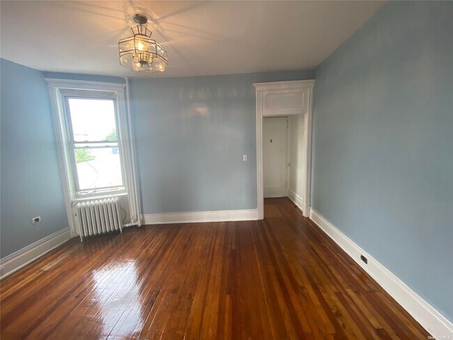 Foto del edificio - 34-19 33rd St