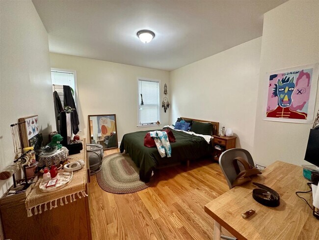 Building Photo - 119 Morrison Ave