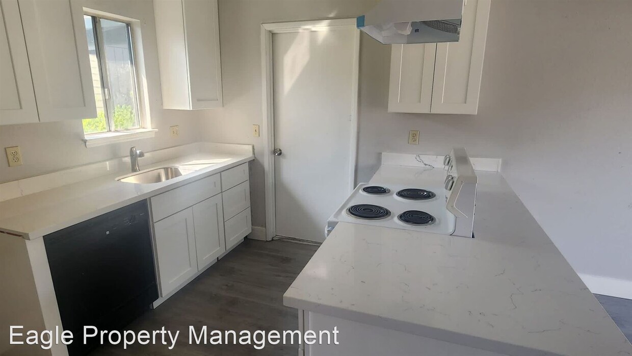 Primary Photo - 3 br, 2 bath House - 8324 Don Ave