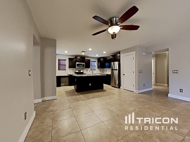 Foto del edificio - 32763 N Quarry Hills Dr