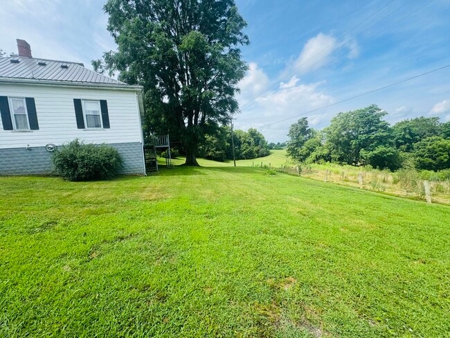 Building Photo - 595 Bethel Ridge Rd