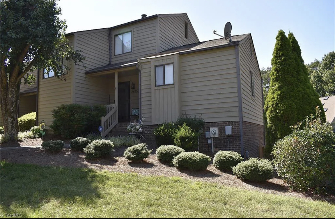 Primary Photo - 2425 Cypress Ct