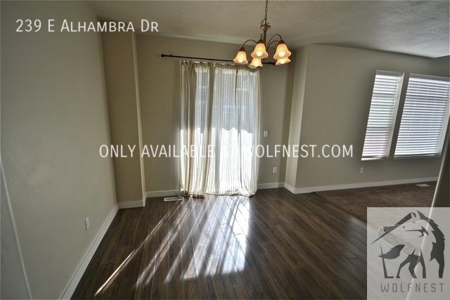 Foto del edificio - Beautiful 3 Bed Saratoga Springs Townhome!...