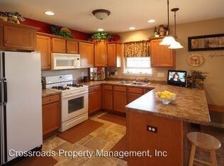 Building Photo - 3 br, 3 bath House - 7 Rumford Court