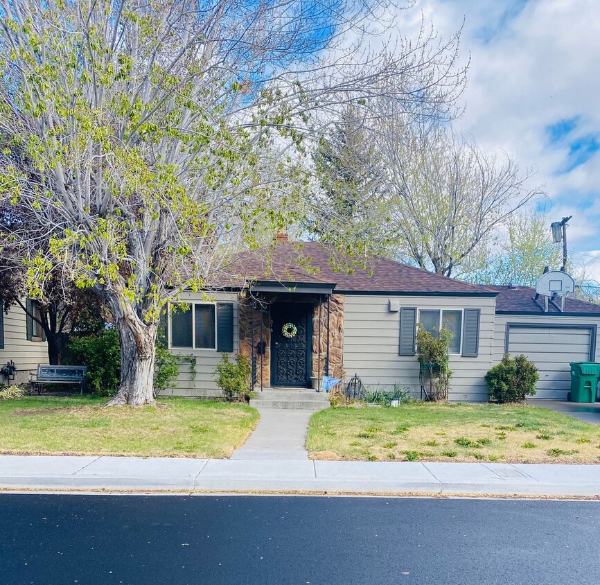 Primary Photo - 316 G St
