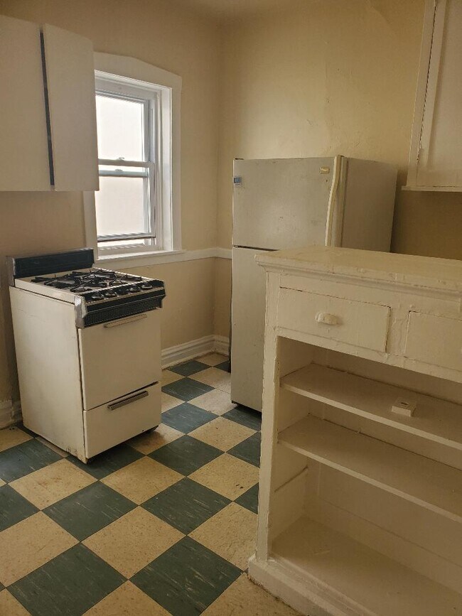 Foto del edificio - 6921 N Wayne Ave